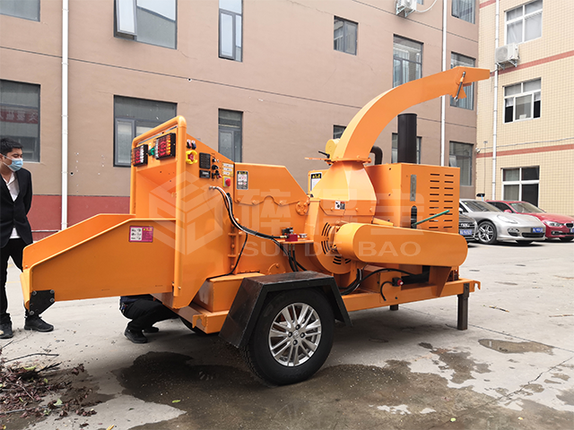 木材粉碎機一直是處理廢舊木材不可少的設備